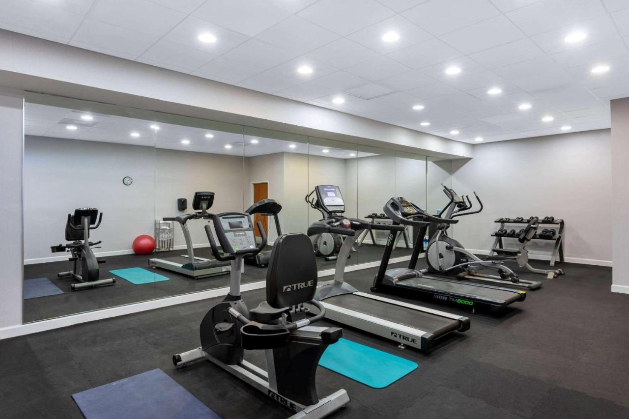 Ramada By Wyndham West Palm Beach Airport Esterno foto