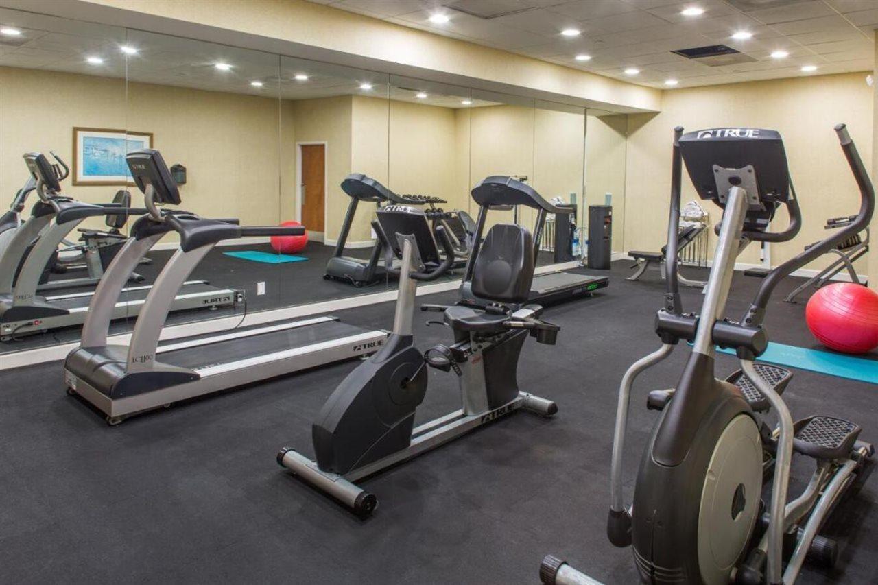 Ramada By Wyndham West Palm Beach Airport Esterno foto
