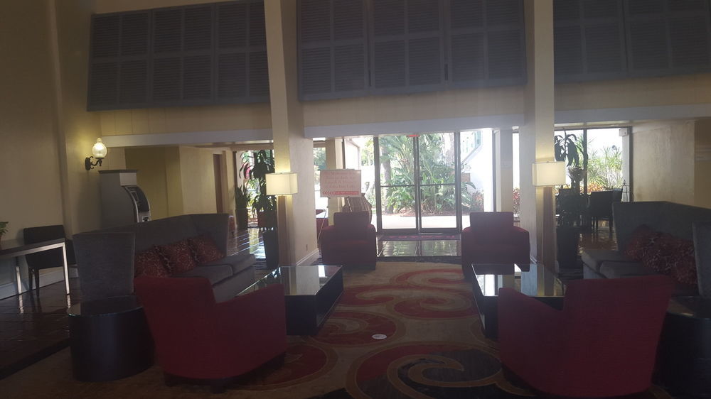 Ramada By Wyndham West Palm Beach Airport Esterno foto