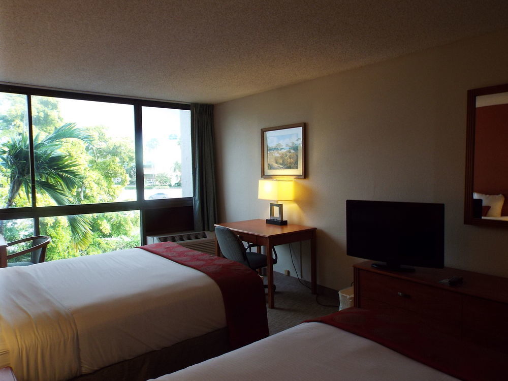 Ramada By Wyndham West Palm Beach Airport Esterno foto