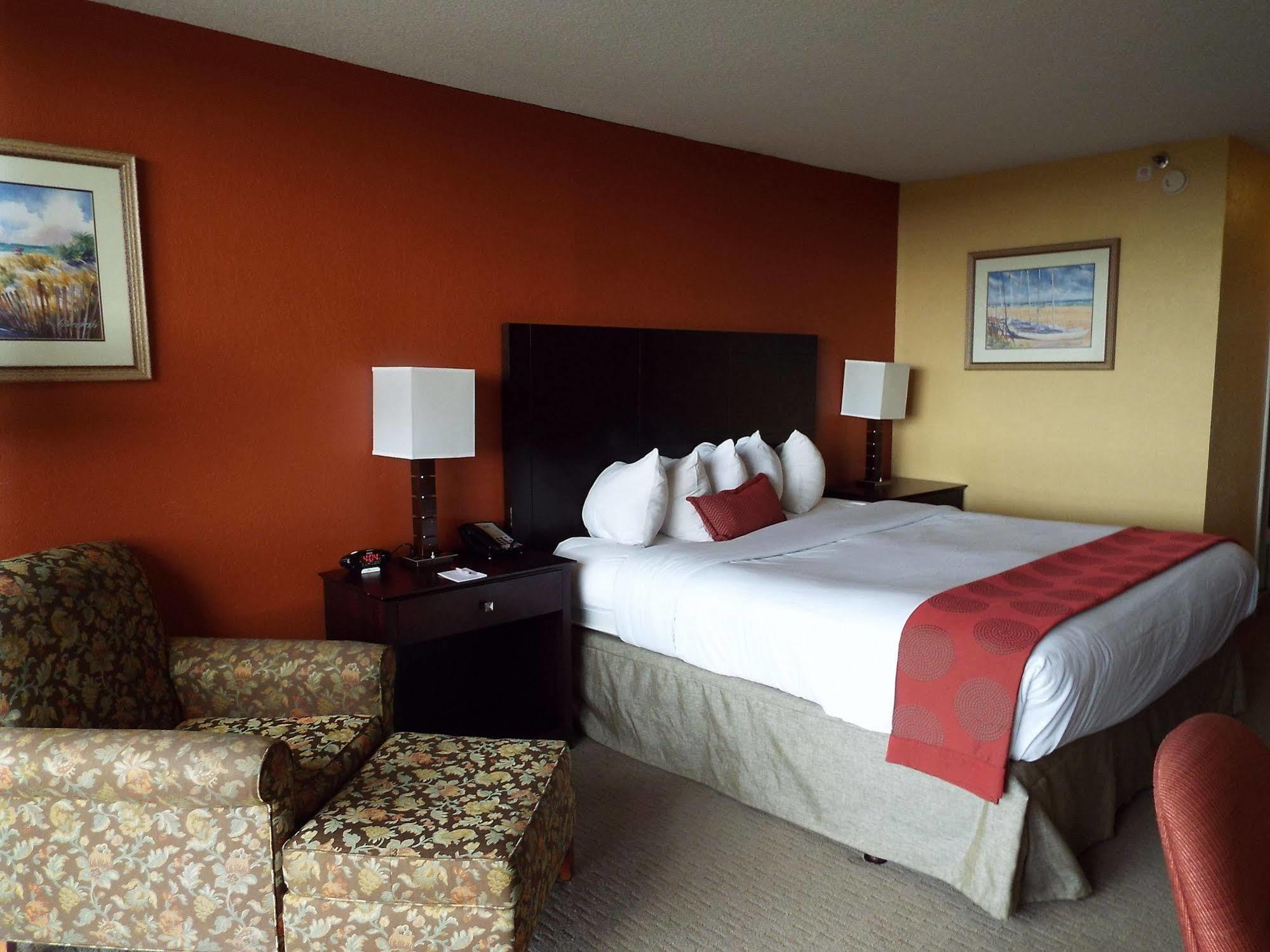 Ramada By Wyndham West Palm Beach Airport Esterno foto