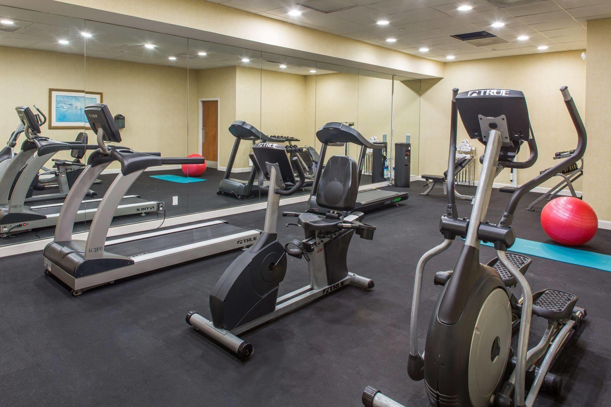 Ramada By Wyndham West Palm Beach Airport Esterno foto